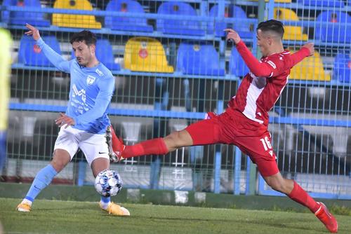 Ricardinho vs. Dinamo / foto: Imago