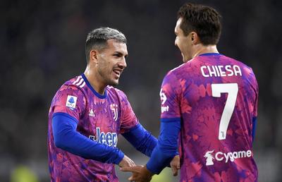 Rivala din umbră » Juventus a legat a opta victorie la zero și visează la titlu