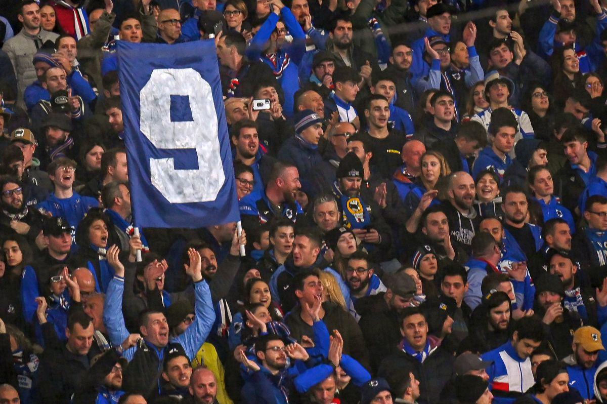 Un stadion în lacrimi pentru idolul Gianluca Vialli » 10 imagini emoționante înainte de Sampdoria - Napoli