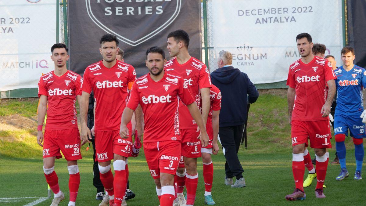 UTA a învins o fostă campioană a Germaniei în primul amical din Antalya » Rivalii de la FCSB au asistat la meci