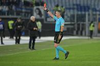 Al doilea „roșu” primit în acest campionat! Ce a făcut un renumit antrenor din Serie A. Staff-ul său a adunat 24 de cartonașe roșii!