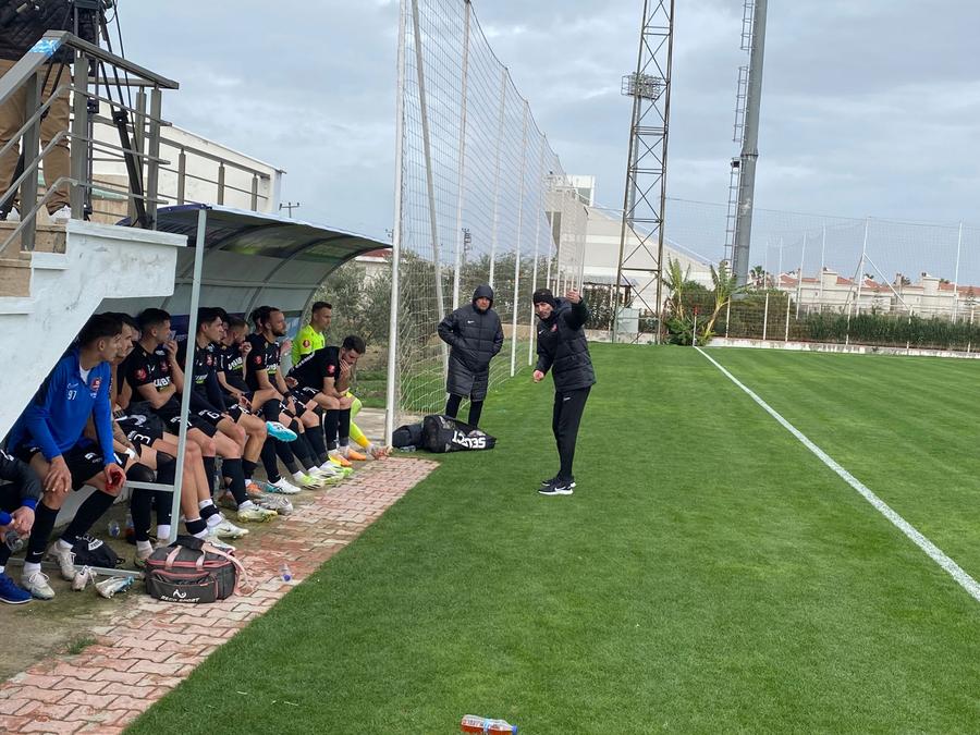 FOTO: Remus Dinu (GSP) Spectacol în primul meci al lui Hermannstadt în Antalya » Toate informațiile de la reporterii GSP prezenți la fața locului
