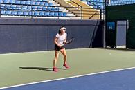 Imagini din Dubai: Simona Halep trage tare înainte de audierile de la TAS