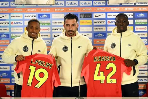 FCSB i-a prezentat pe Baba Alhassan și Luis Phelipe // foto:  Facebook/FCSB