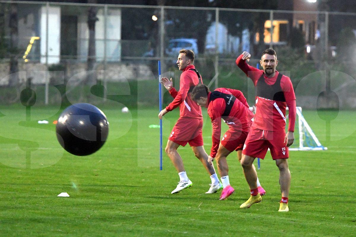 Ronaldo Deaconu a refuzat o ofertă superioară de la Dinamo » Replica lui Nicolescu: „El, dinamovist declarat, a ales altceva...”
