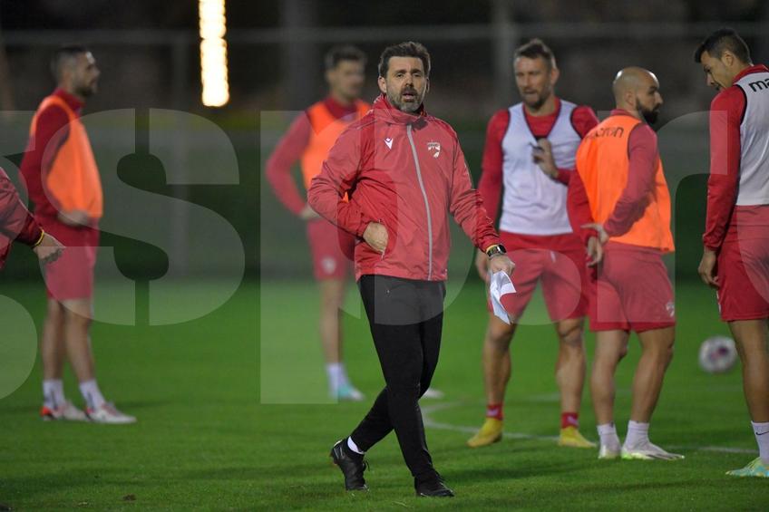 Andrei Nicolescu, administratorul special al lui Dinamo, a ajuns în cantonamentul „câinilor” din Antalya și îi liniștește pe fani. Anunță cel puțin 4 transferuri