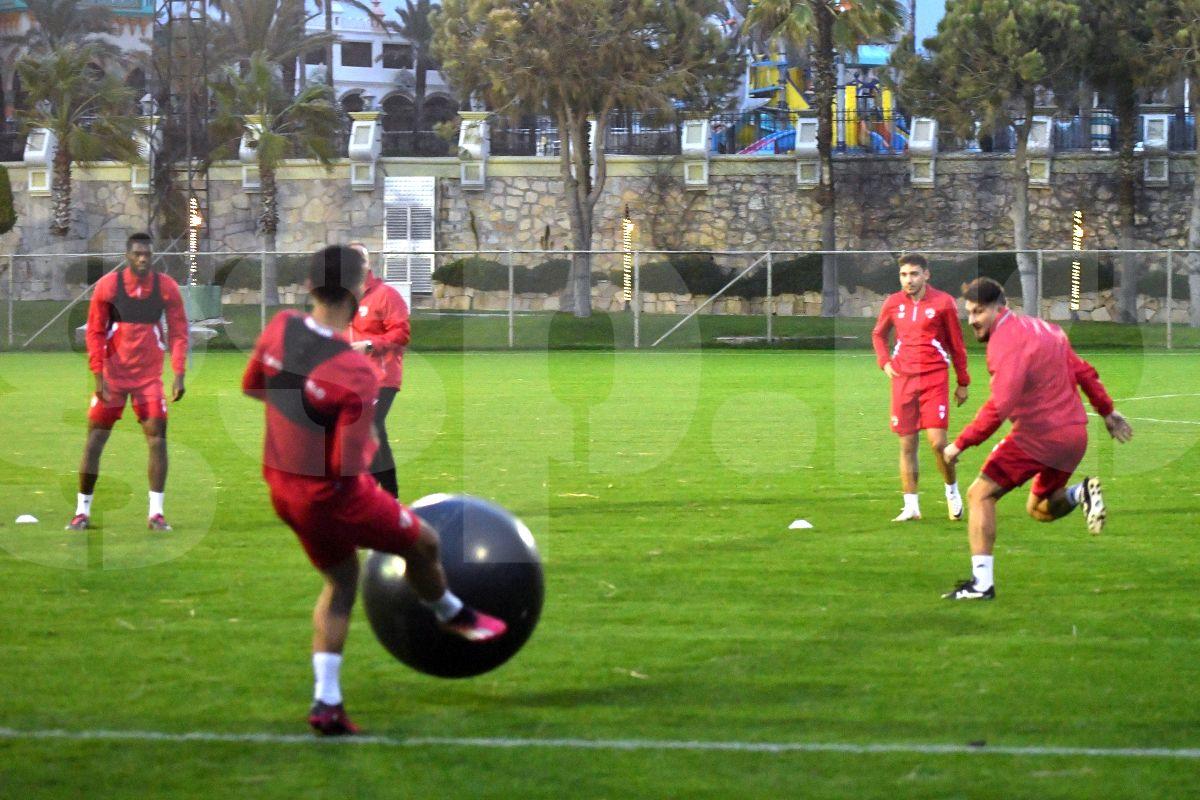 Andrei Nicolescu a făcut anunțul așteptat de fanii lui Dinamo: „Sunt jucători de top, așa cum își dorește Mister!”
