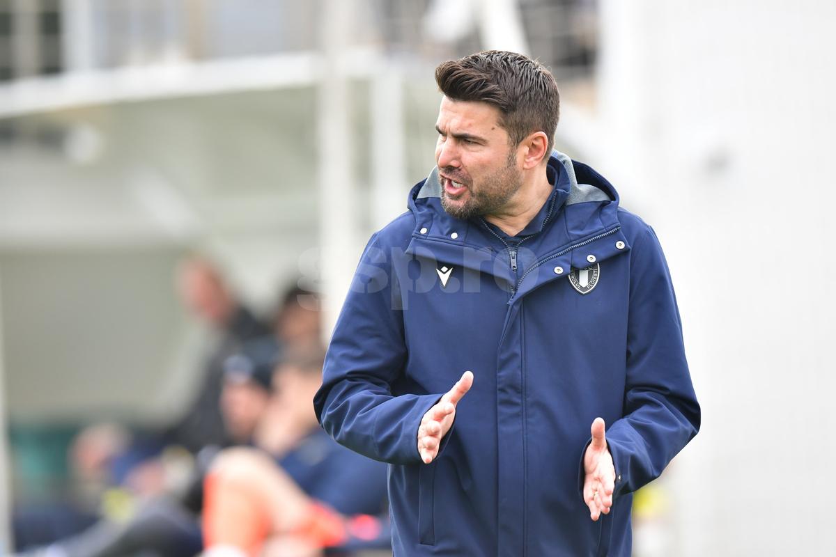 Jucătorul lui Mutu, pe picior de plecare de la Petrolul » Am aflat toate detaliile mutării: câți bani cer ploieștenii