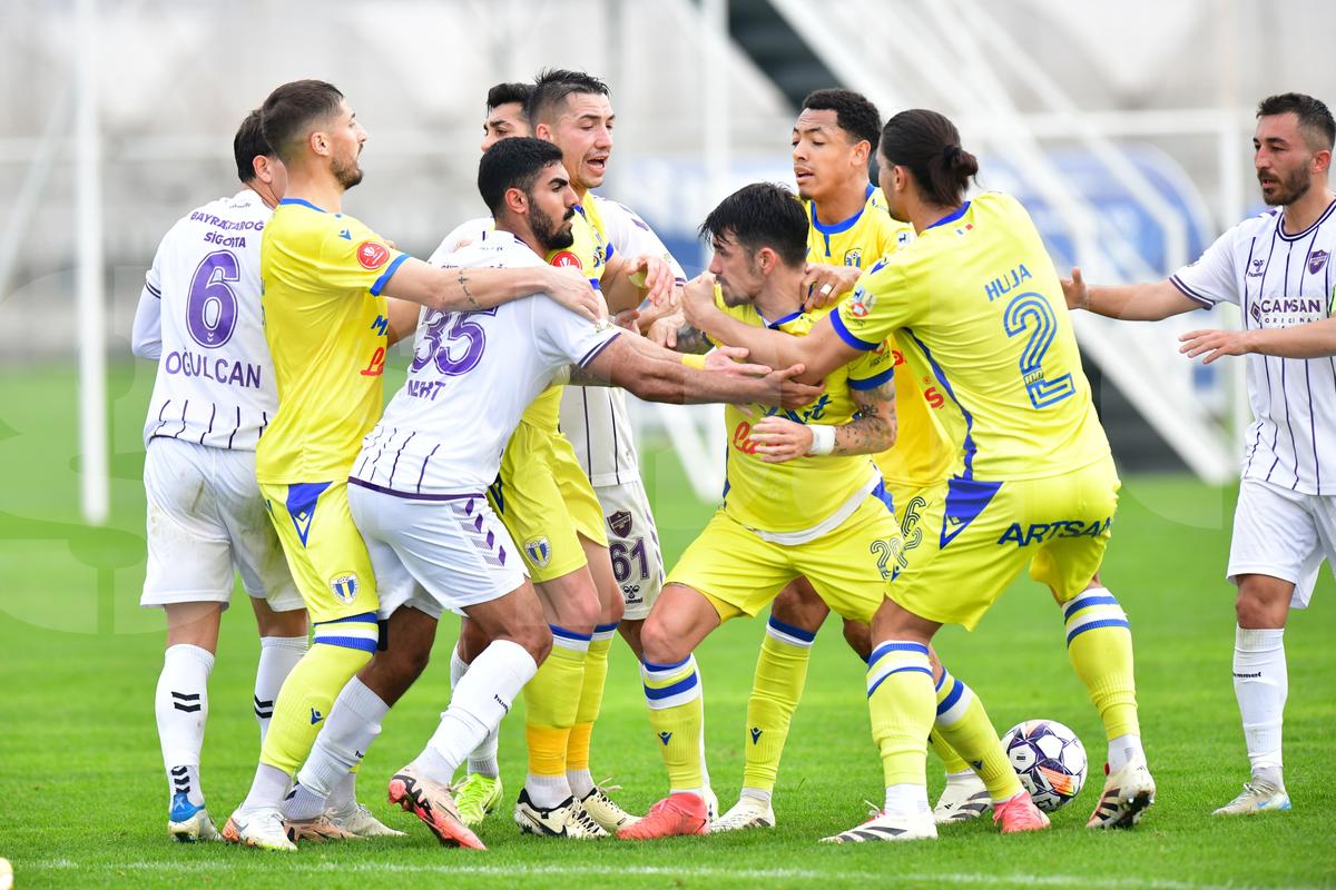 Adrian Mutu, primele reacții după debutul la Petrolul: „Știu unde am venit, nu e un club foarte bogat”