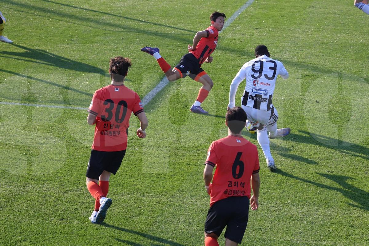 Liderul Superligii, spionat la primul amical al iernii din Antalya » Imaginile surprinse de reporterii GSP