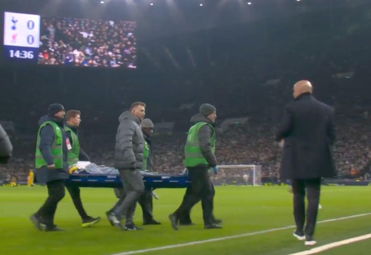 Scene tulburătoare în Tottenham - Liverpool: 9 minute de întrerupere, după ce colegul lui Drăgușin s-a prăbușit pe gazon