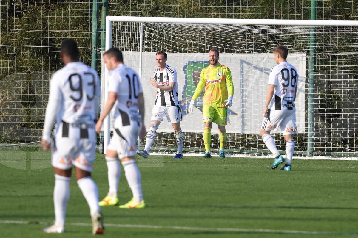 Liderul Superligii, spionat la primul amical al iernii din Antalya » Imaginile surprinse de reporterii GSP
