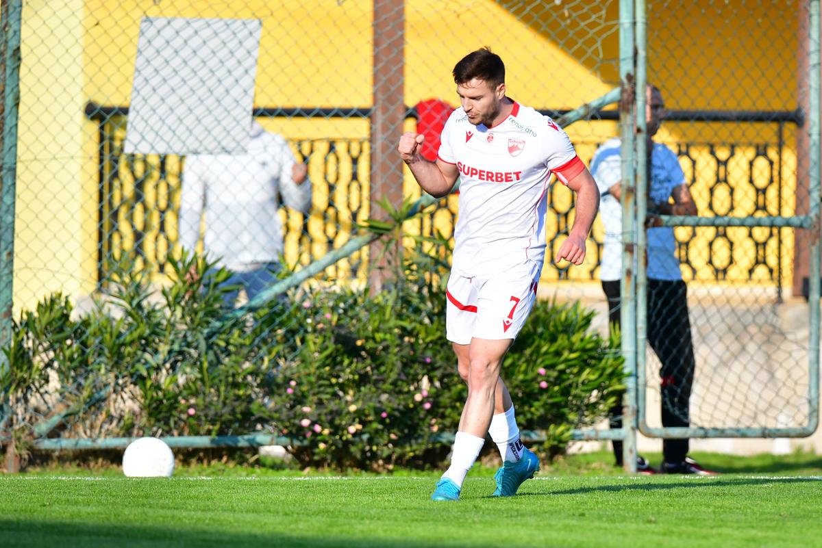 Francezul Eddy Gnahore, favoritul fanilor lui Dinamo, a numit aspectul la care Bucureștiul bate Parisul: „Sunt foarte impresionat!”