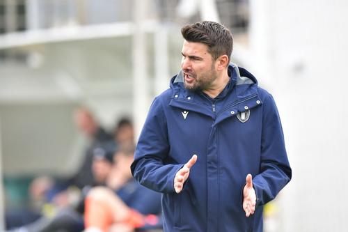 Adrian Mutu a debutat pe banca Petrolului