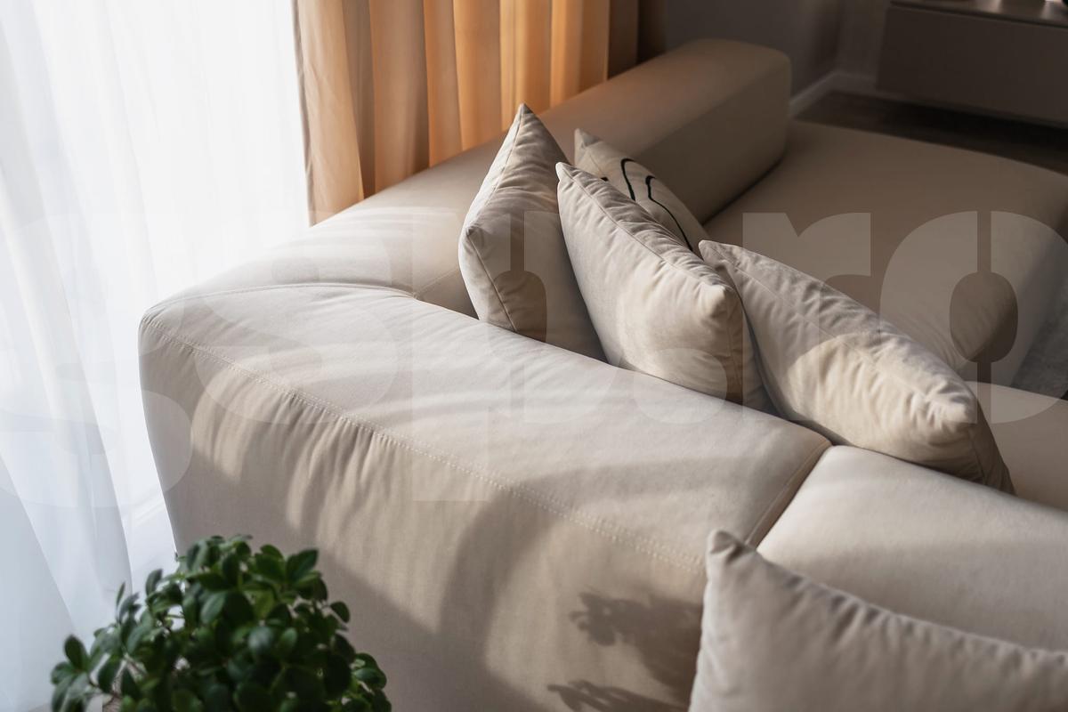 Cum arată penthouse-ul lui Dennis Man din Arad, în care a investit salariul său la Parma pe o lună: „Și-a dorit mereu să fie discret”