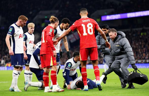 Scene tulburătoare în Tottenham - Liverpool: 9 minute de întrerupere, după ce colegul lui Drăgușin s-a prăbușit pe gazon