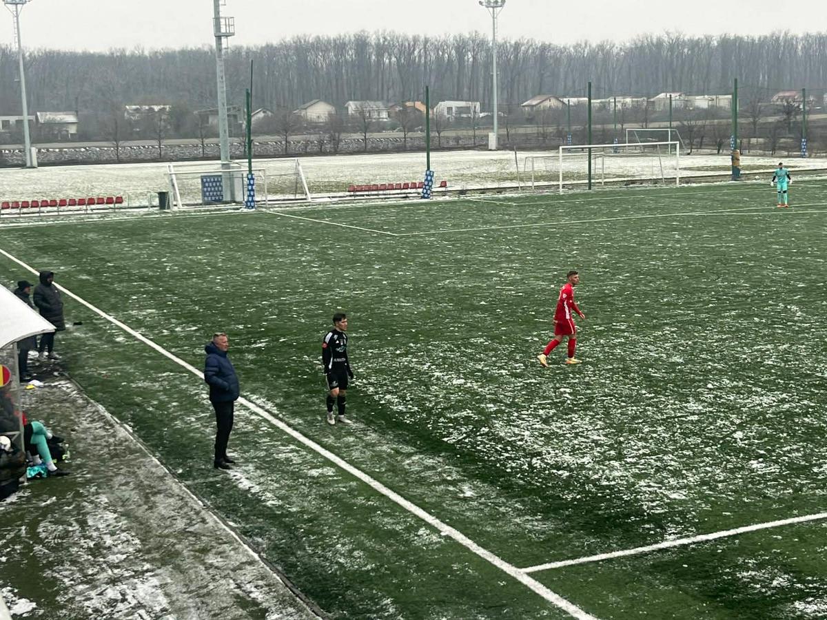 Unirea Slobozia, victorie la scor de tenis, în zăpadă, la primul meci din 2026