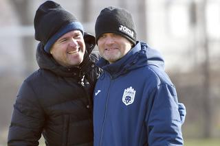 „De multe ori cred că nici eu nu m-aș fi suportat” » Antrenorul care se bate la Superligă, dar nu promite promovarea: „Stai cu geanta în mașină să pleci acasă”