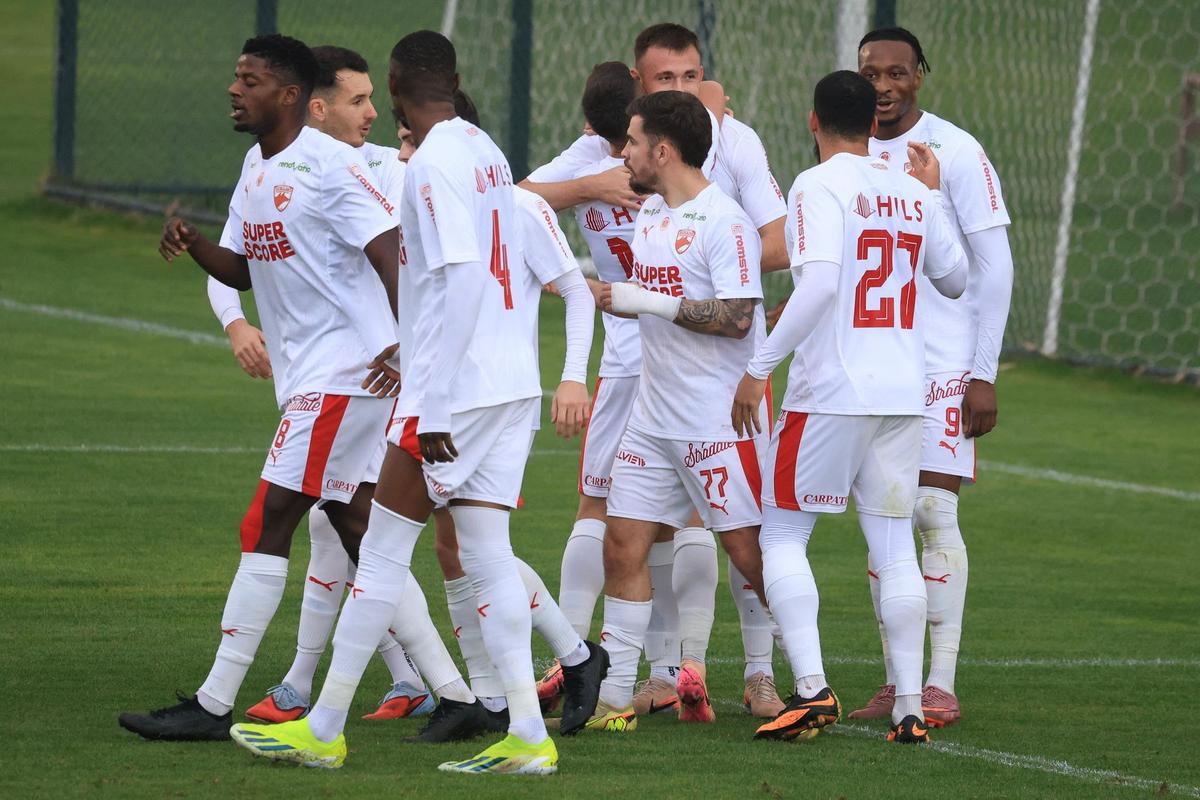 Titularul de la Dinamo se bucură că i-a venit un rival pe post: „Era nevoie!”