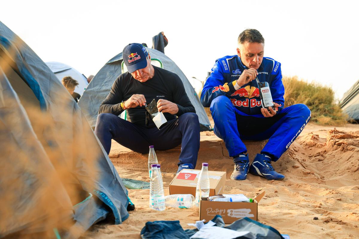 Dacia, pe podium în Raliul Dakar » Câștigătorul din 2025 a abandonat competiția
