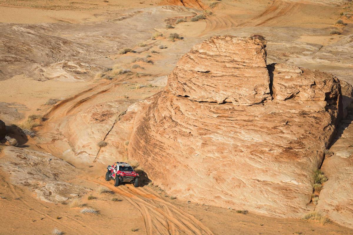 Dacia, pe podium în Raliul Dakar » Câștigătorul din 2025 a abandonat competiția