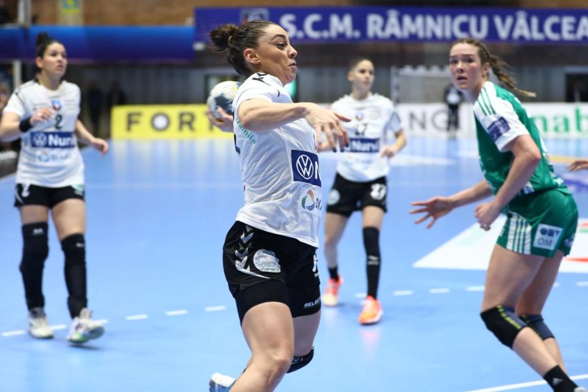 SCM RM. VÂLCEA - GYOR 20-29 // Florentin Pera: „Ne-am luptat cât am putut, dar suntem încă departe de Gyor!”