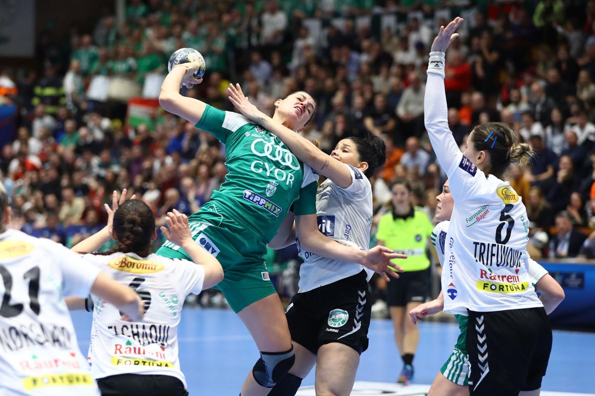 SCM RM. VÂLCEA - GYOR 20-29 // Kristina Liscevici: „E greu să joci cu Gyor aproape o repriză în inferioritate!”