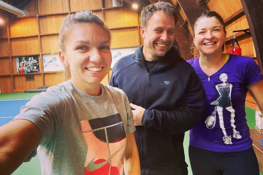 FED CUP, ROMÂNIA - RUSIA 2-3 // Ce făcea Simona Halep în ziua meciurilor României: o altă jucătoare de tenis a dat-o de gol