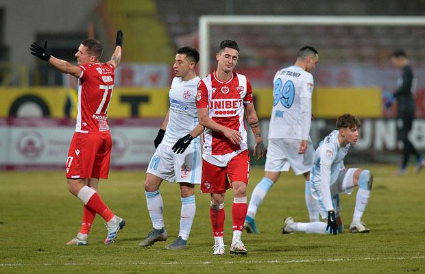 EXCLUSIV Salarii de criză la Dinamo! Cât câștigă noile transferuri comparativ cu spaniolii lui Cortacero
