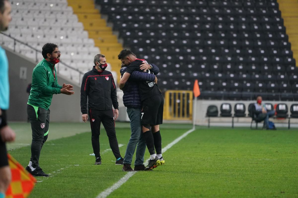 VIDEO. Alex Maxim, formă excelentă în Turcia! Vezi AICI pasa de gol reușită pentru Gaziantep