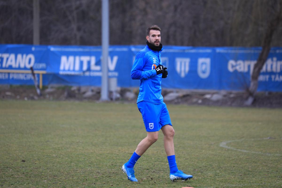 OFICIAL. Craiova a făcut primul transfer după venirea noului antrenor: „Contract până în 2024”