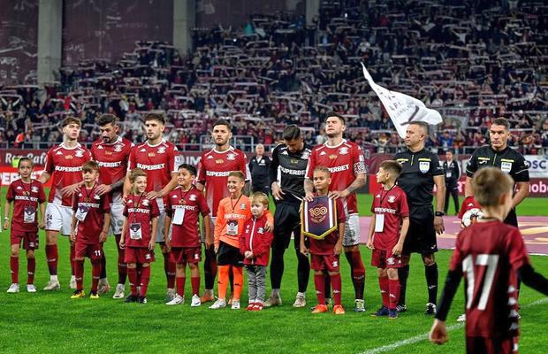 Un favorit al Giuleștiului, la un pas să plece de la Rapid! O nou-promovată din China îl dorește