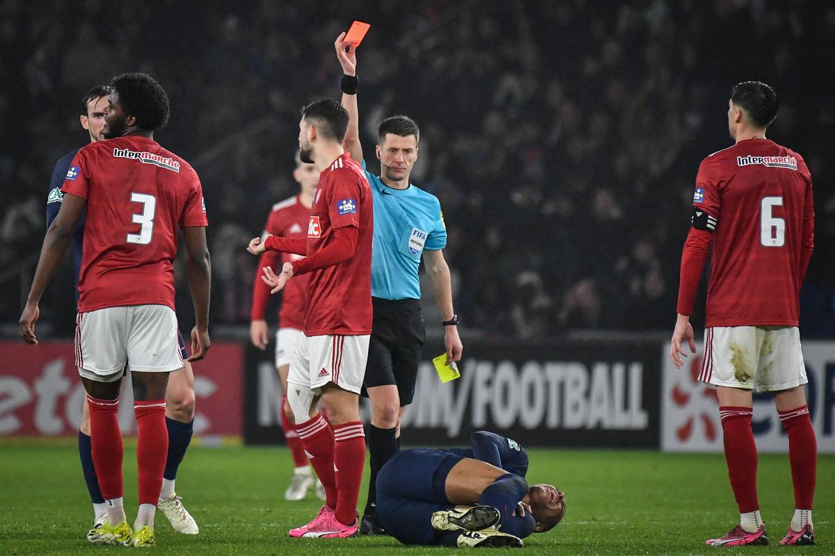 Faultul criminal comis asupra lui Kylian Mbappe în Cupa Franței