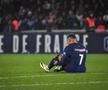 Kylian Mbappe resimțind faultul lui Lilian Brassier / Sursa foto: Imago Images