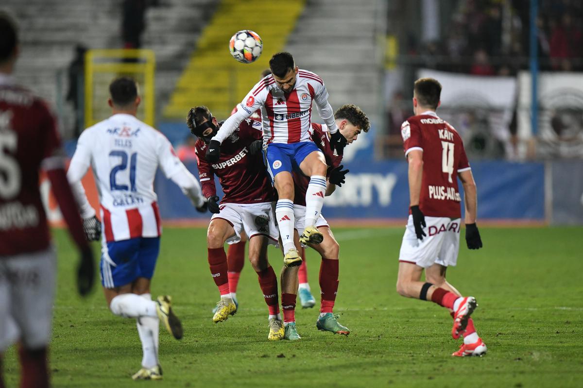 Oțelul - Rapid, festival de ratări uluitoare + Cum arată clasamentul din Superliga
