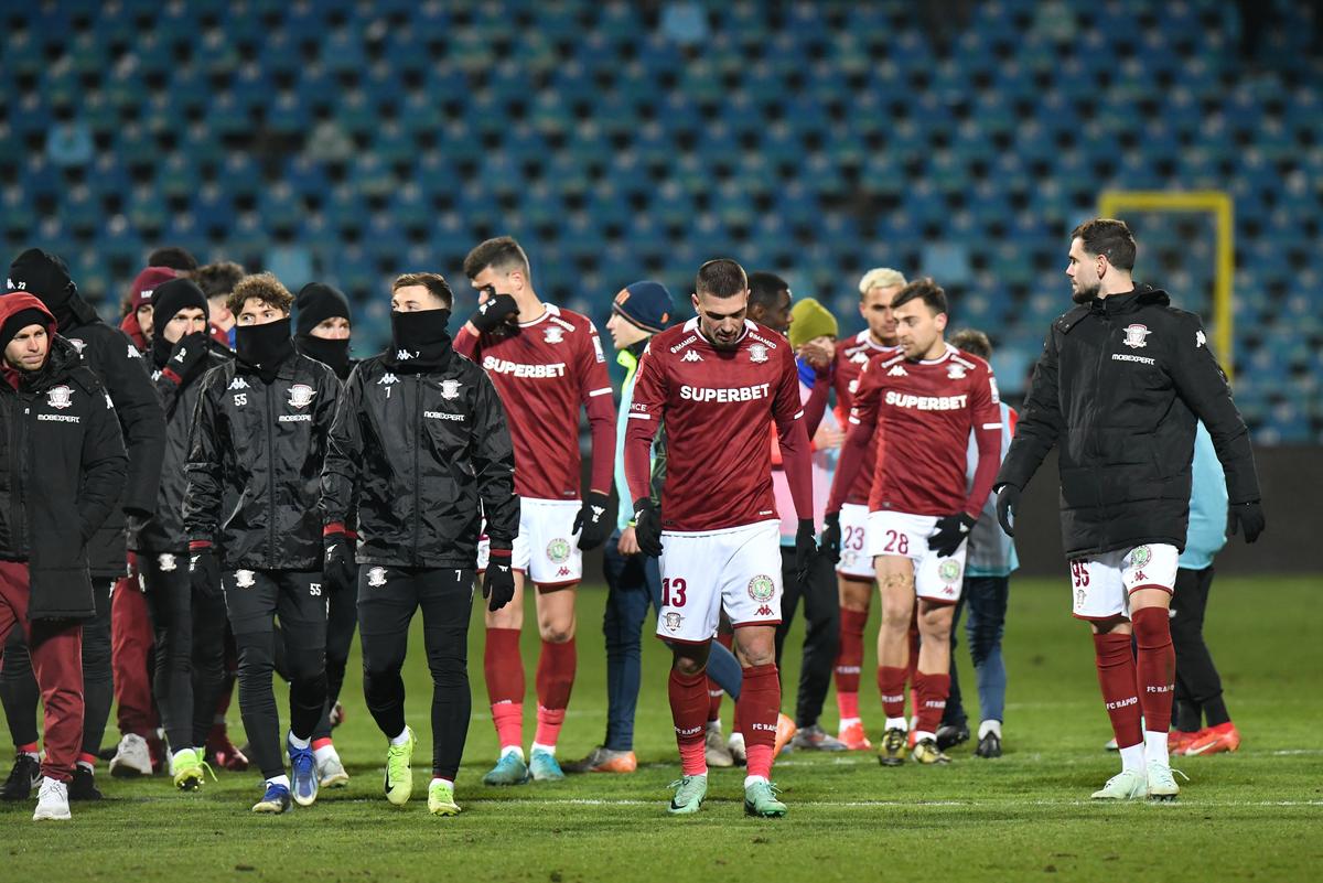 Probleme pentru Rapid, după partida de la Galați! Șumudică a pierdut un titular pentru meciul următor