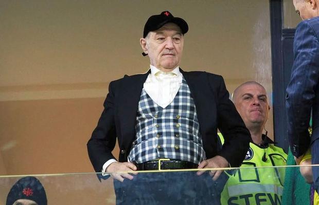 I-a dat nota 2 lui Gigi Becali: „Cea mai neinspirată decizie din toate timpurile!” » A ratat explicația oficială?
