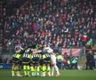 Manchester City a fost condusă la pauză de o echipă din Liga a 3-a, înaintea „șocului” cu Real Madrid