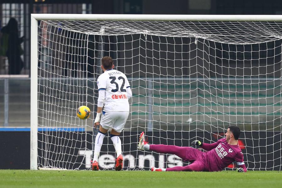 Mateo Retegui, la unul dintre golurile marcate pe Marc Antonio Bentegodi din Verona pentru Atalanta (5-0 cu Hellas) / Foto: Imago Retegui a făcut spectacol: primul „poker” al carierei + Cifrele fantastice ale vârfului Atalantei