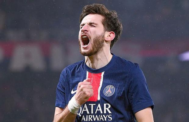 PSG a zdrobit-o pe Monaco și se îndreaptă spre un nou titlu » Kvaratskhelia a marcat primul gol pentru parizieni