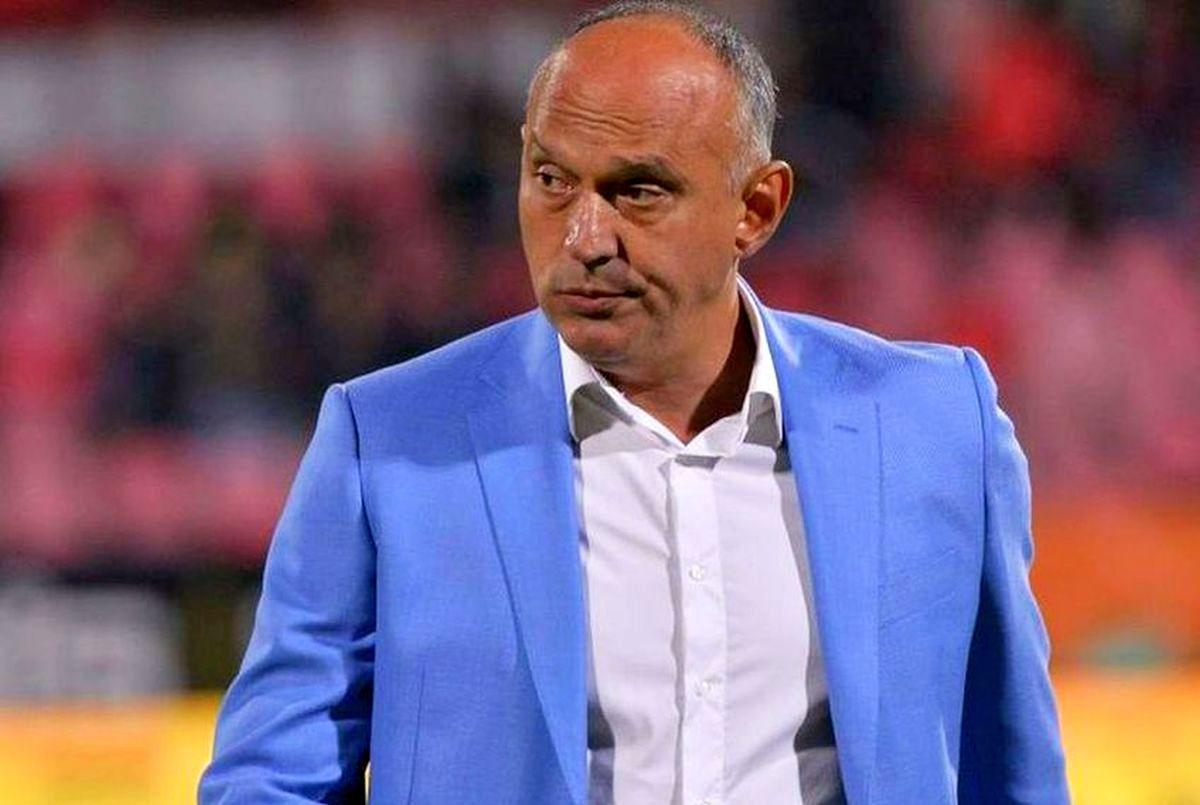 Doi titulari de la Dinamo, scoși la tablă de Prunea: „Nu i-am văzut niciodată jucând atât de slab” + „El e din alt film”