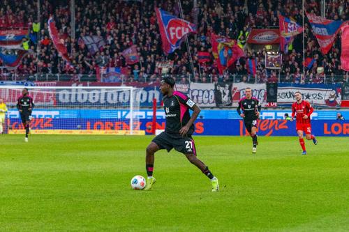 Philip Otele, fostul jucător de la CFR Cluj, debut perfect în Budesliga / Imago Images