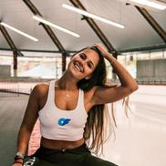 Alexandra Ianculescu, patinatoarea care s-a reprofilat pe o platformă de adulți / foto: Instagram @speed_skater