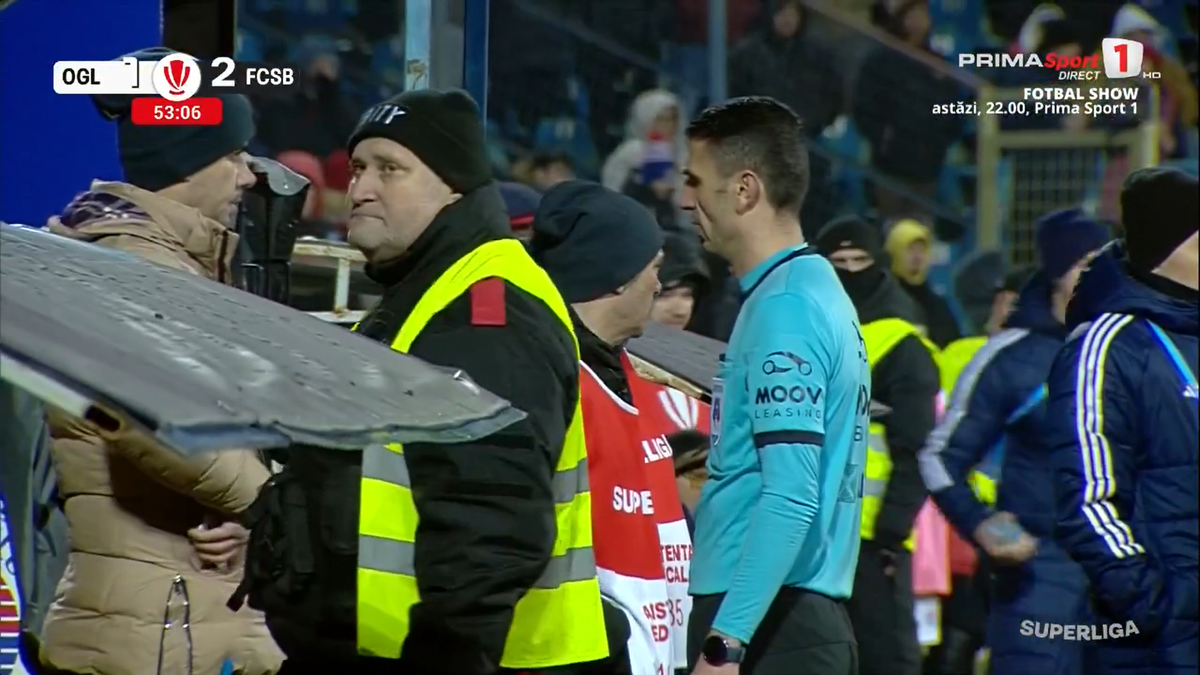 N-a scăpat! Gestul pentru care a văzut direct cartonașul roșu în Oțelul - FCSB