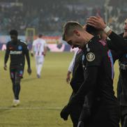 Florin Tănase și Daniel Bîrligea, în Oțelul - FCSB. Foto: Andrei Furnigă (GSP)