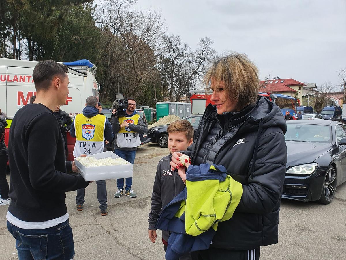 Rapid - CSM Reșița s-a disputat cu spectatori după anunțul Guvernului României! Peste 5.000 de fani în „Regie” + cum a motivat FRF