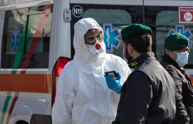 SERIE A, în pericol! „Opriţi campionatul!” Preşedintele Asociaţiei Jucătorilor se revoltă după ce 16 milioane de italieni au fost izolaţi
