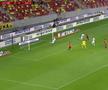 FCSB - CRAIOVA // FOTO Momentul de visare al lui Pigliacelli i-a costat scump pe olteni: scene comice la golul lui Oaidă