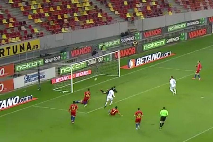 FCSB - CRAIOVA // FOTO Ocazie agonizantă a oltenilor: barele au oprit golul lui Baiaram