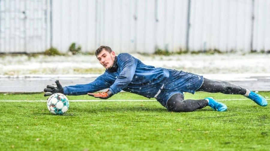 Laurențiu Brănescu Un fotbalist din Liga 1 își pune la punct colegii: „La date suntem primii, dar noi nu legăm 10 pase și dăm centrările în primul om”